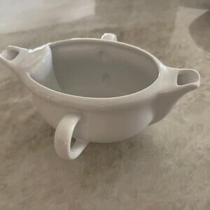 Revol France La Porcelaine Culinaire fat separator gravy server